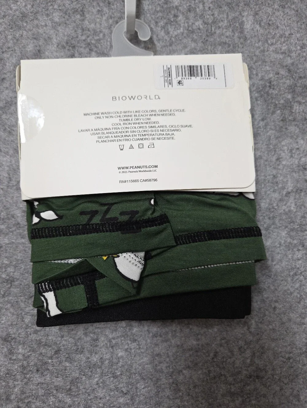 Bioworld Peanuts Men's Green Boxer Briefs with Snoopy Print Large Nwt